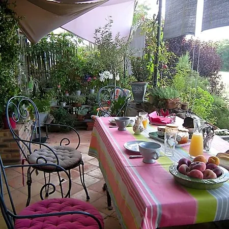 La Maison Sur La Colline 3*