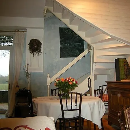 La Maison Sur La Colline Mauroux (Lot)